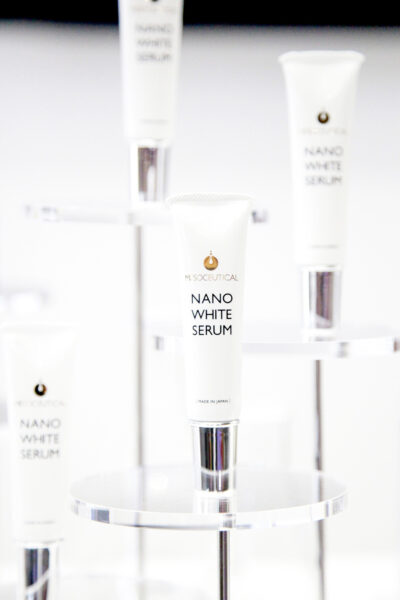 シミの漂白剤。ハイドロキノン。くすみやシミに。イメージ画像