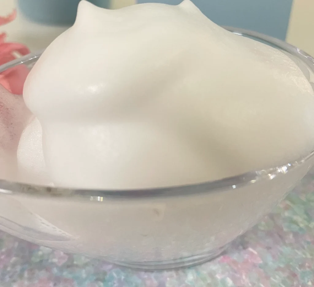 弾力泡でやさしく洗う。肌荒れ・赤ら顔
炎症肌に。お守り洗顔料